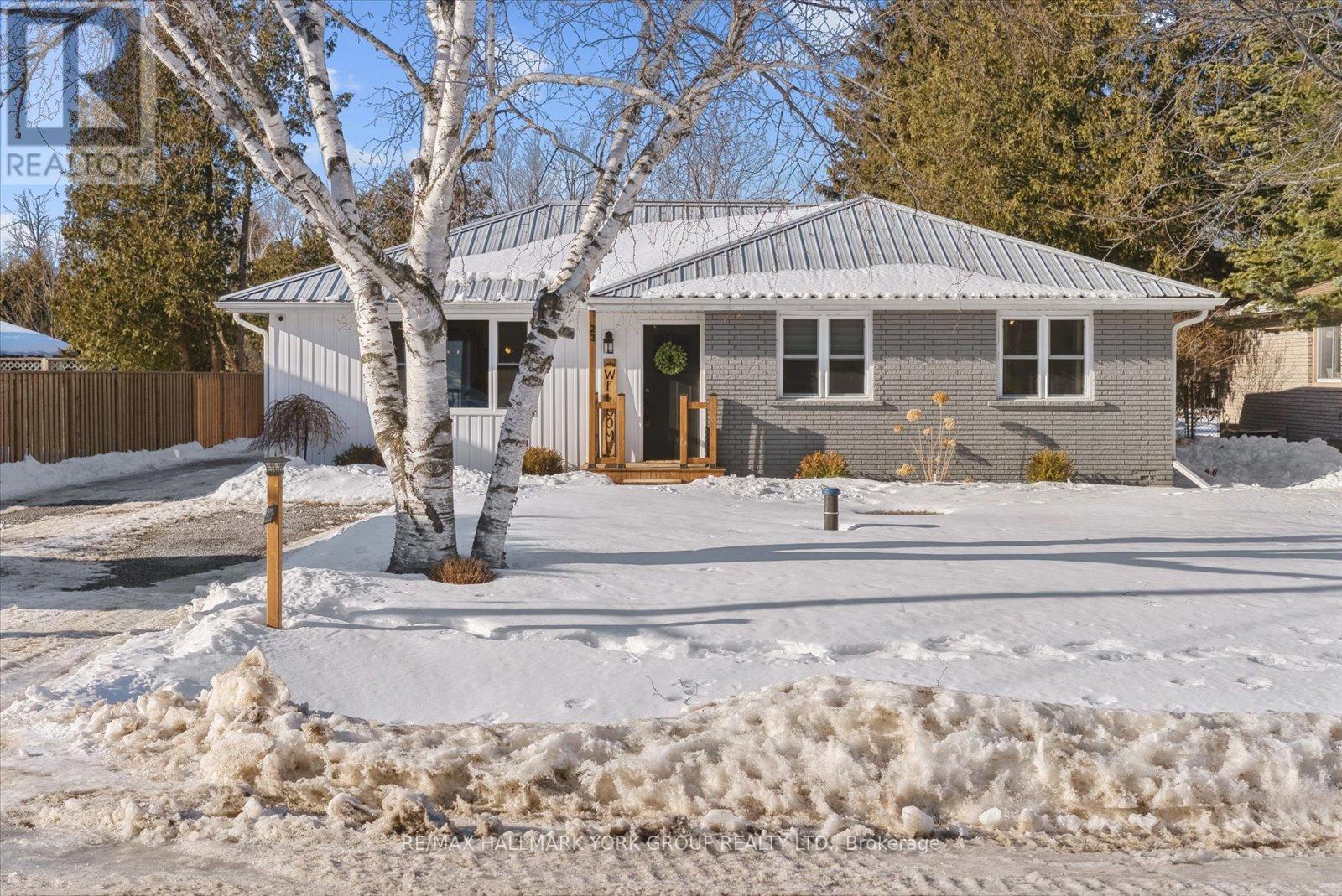 23 Cedar Street, Brock, Ontario  L0K 1A0 - Photo 2 - N12839244