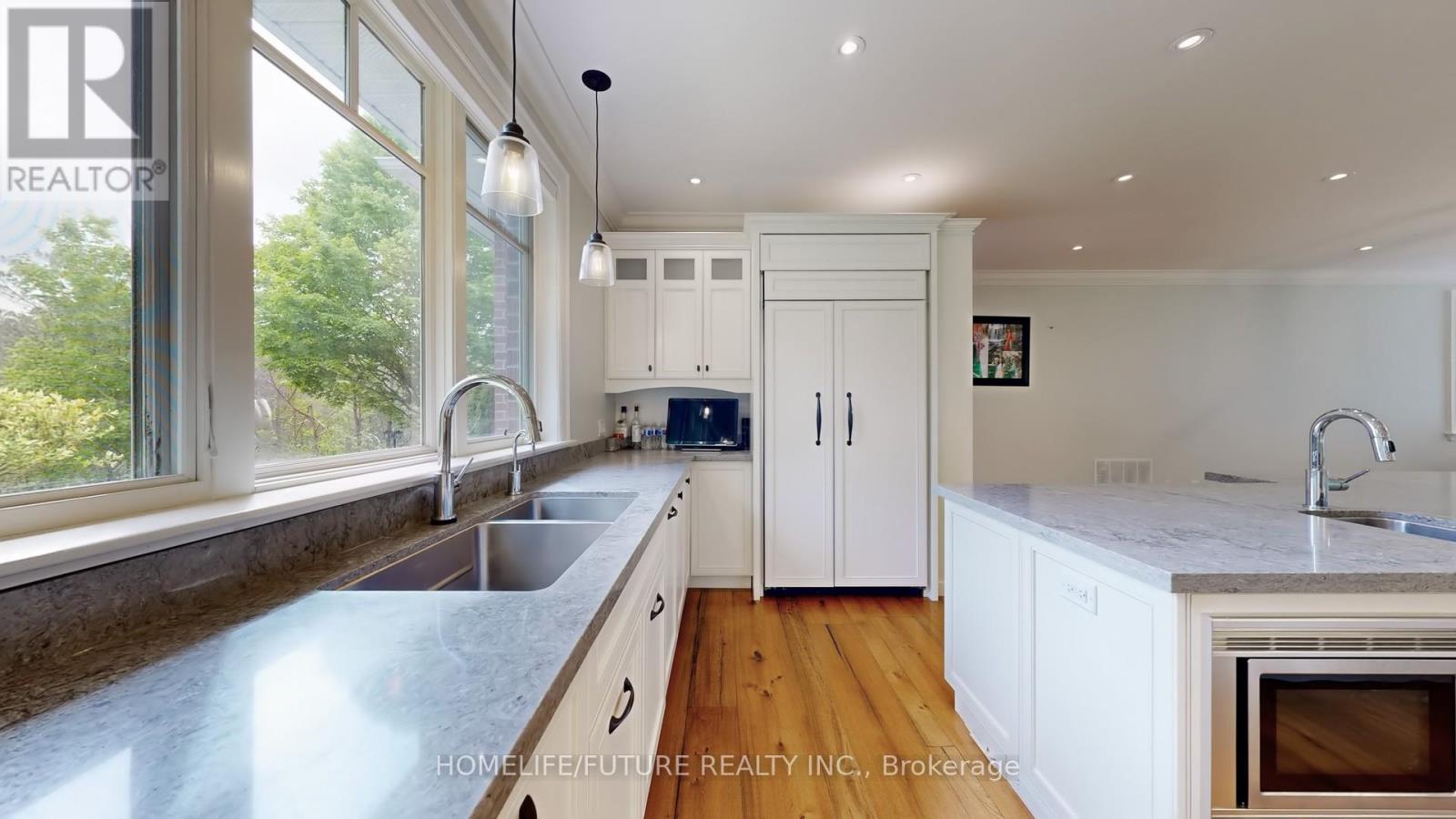 5556 Vivian Road, Whitchurch-Stouffville, Ontario  L4A 3G9 - Photo 14 - N12839276