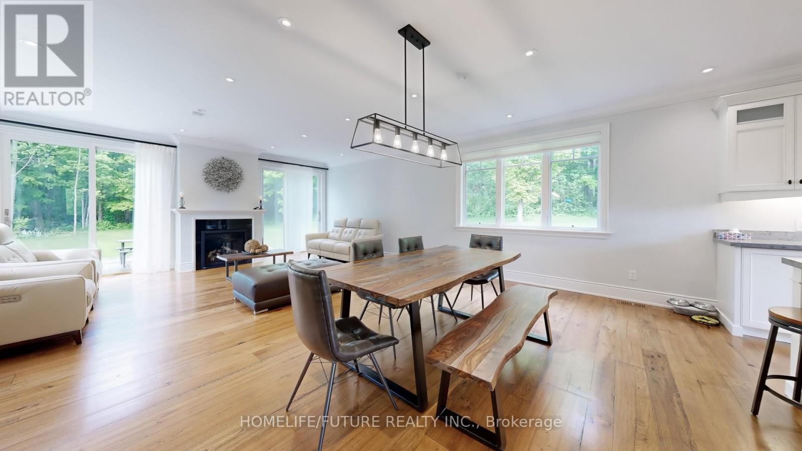 5556 Vivian Road, Whitchurch-Stouffville, Ontario  L4A 3G9 - Photo 9 - N12839276