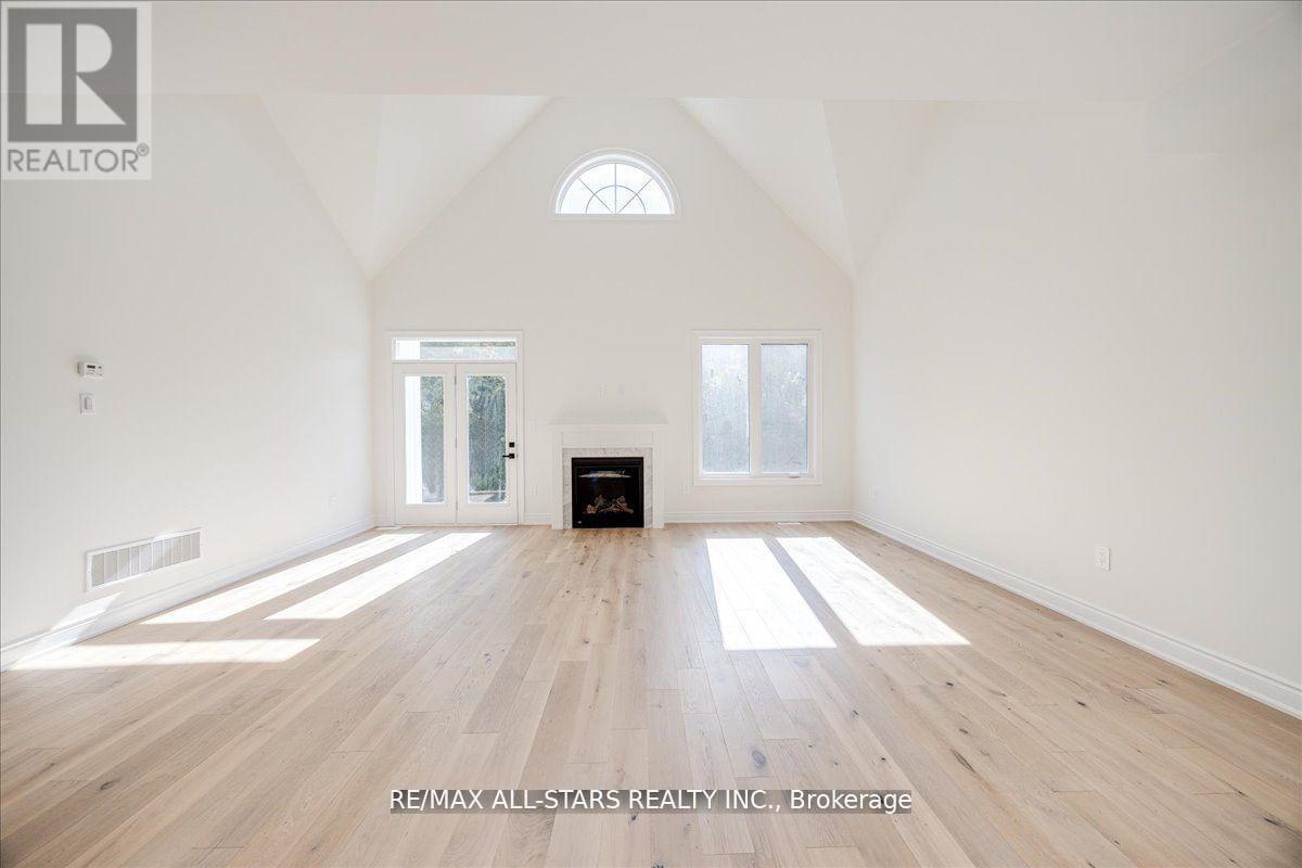 59 Stadacona Avenue, Georgina, Ontario  L0E 1R0 - Photo 17 - N12839376