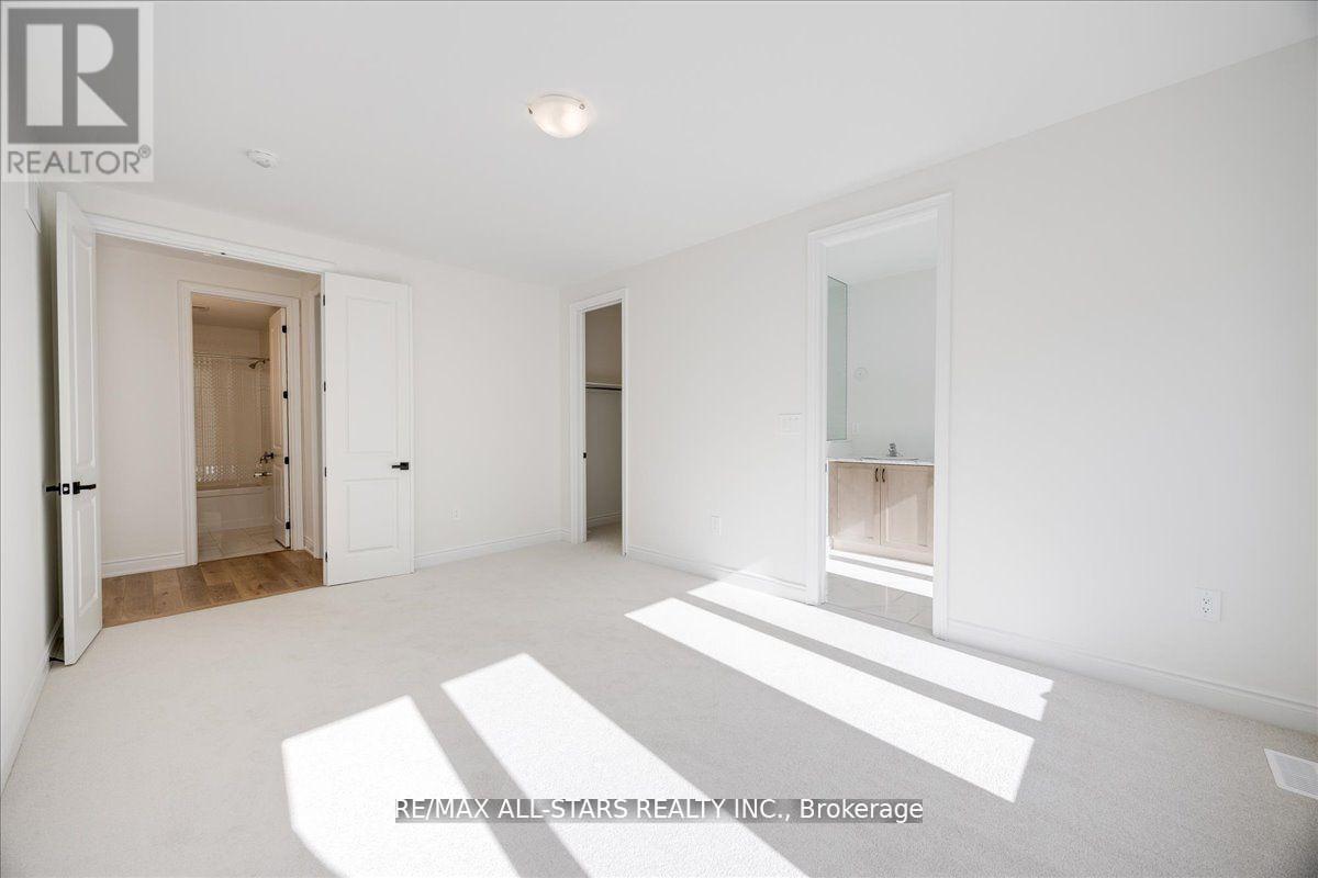 59 Stadacona Avenue, Georgina, Ontario  L0E 1R0 - Photo 21 - N12839376