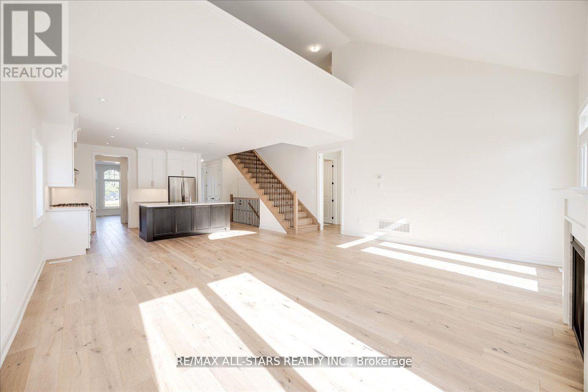 59 Stadacona Avenue, Georgina, Ontario  L0E 1R0 - Photo 3 - N12839376