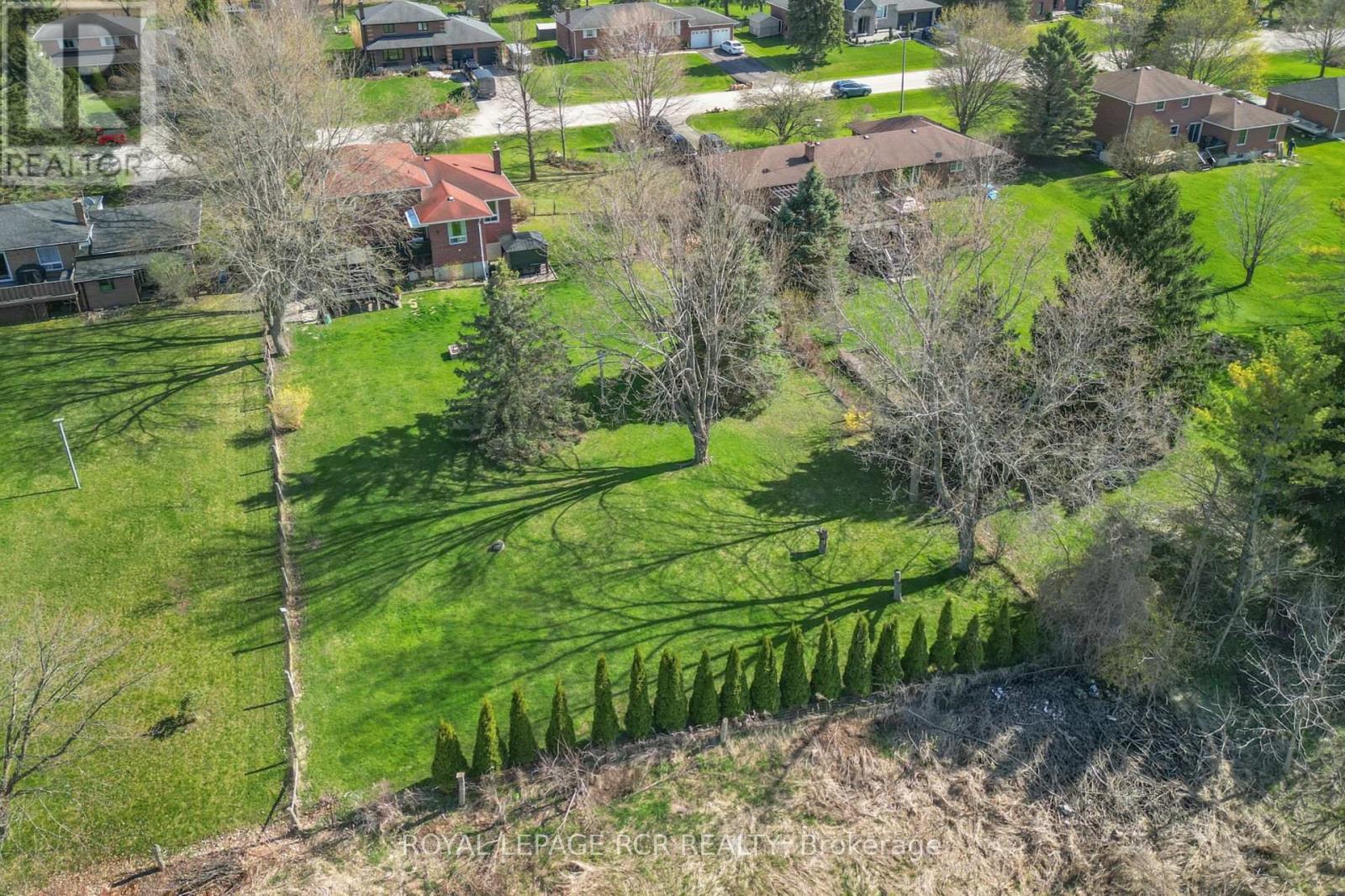 10 Joseph Street, Adjala-Tosorontio (Loretto), Ontario  L0G 1L0 - Photo 33 - N12839408