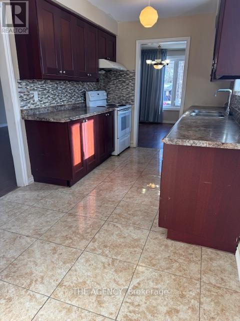 Main - 63 Centre Street E, Richmond Hill, Ontario  L4C 1A3 - Photo 19 - N12839472