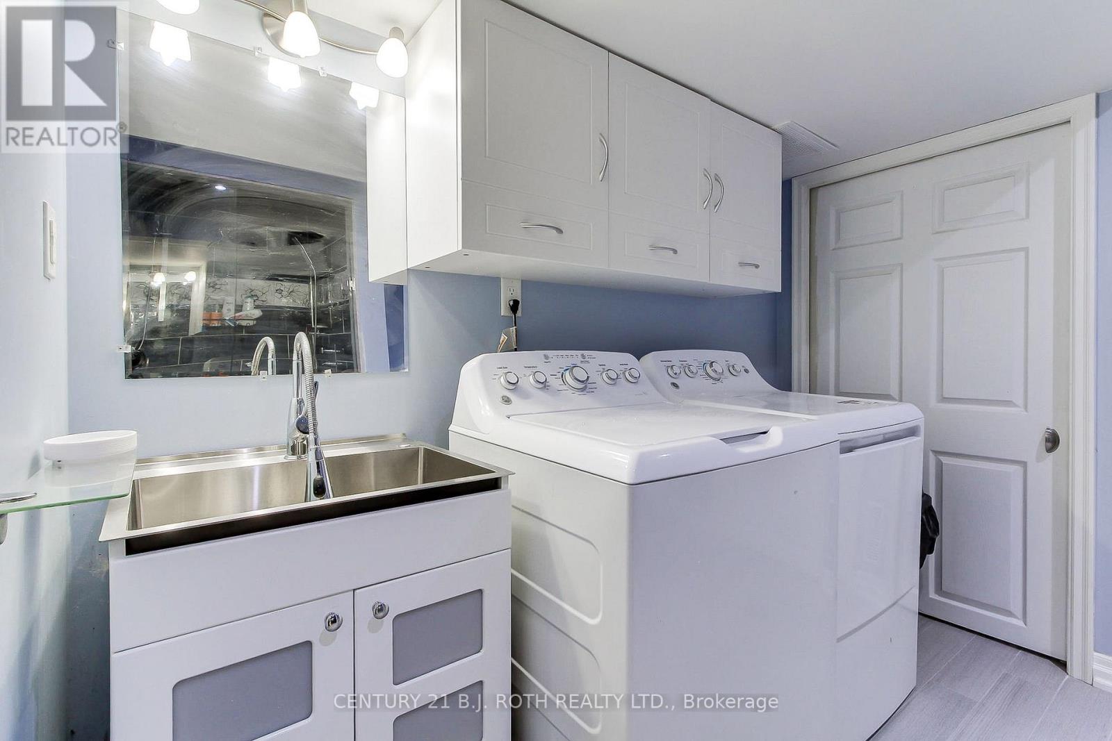 7 Fontaine Drive, Georgina, Ontario  L4P 3P2 - Photo 25 - N12839496