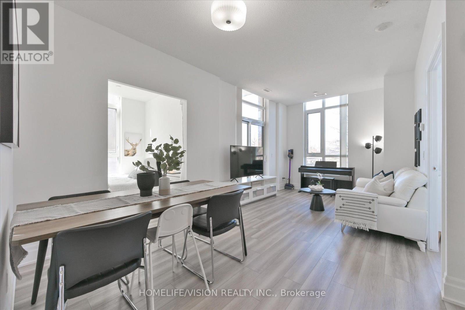 101 - 151 UPPER DUKE CRESCENT, Markham, Ontario