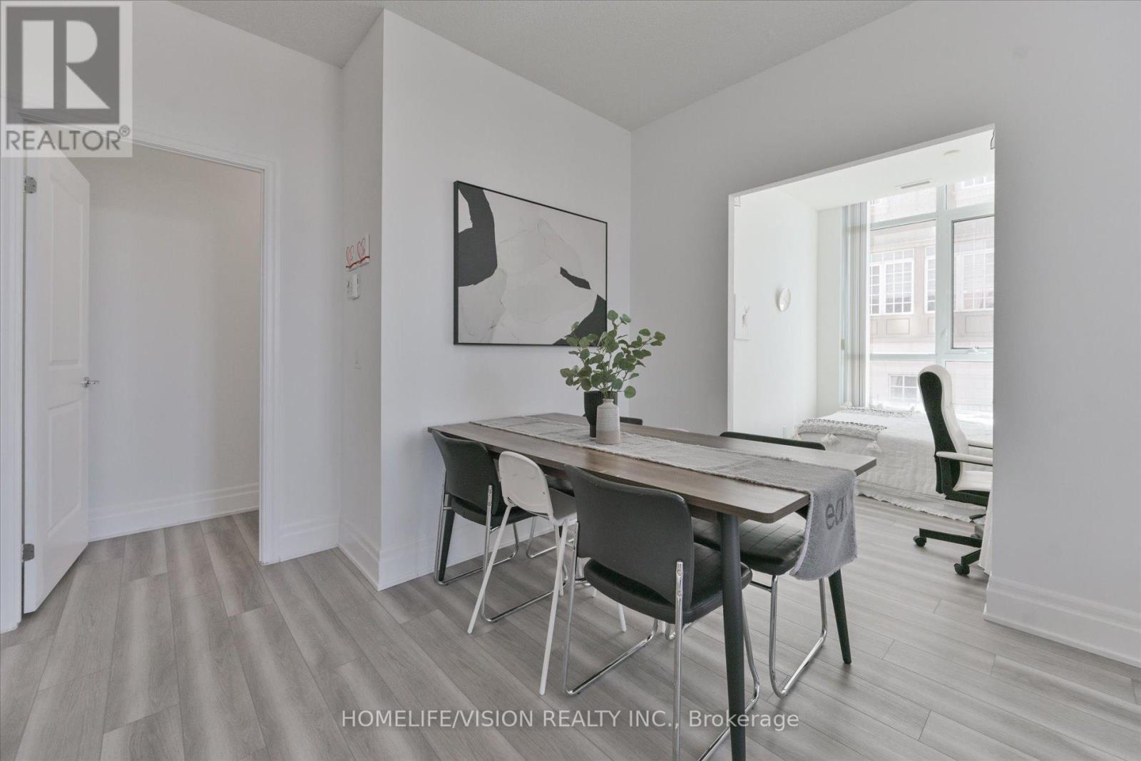 101 - 151 Upper Duke Crescent, Markham, Ontario  L6G 0E1 - Photo 11 - N12839538