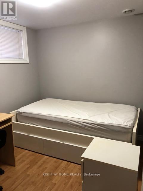 44 Bernick Drive, Barrie (Grove East), Ontario  L4M 2V5 - Photo 10 - S12839508