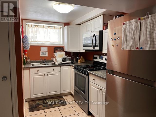 44 Bernick Drive, Barrie (Grove East), Ontario  L4M 2V5 - Photo 14 - S12839508