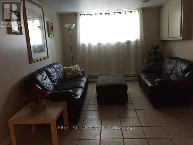 44 Bernick Drive, Barrie (Grove East), Ontario  L4M 2V5 - Photo 15 - S12839508