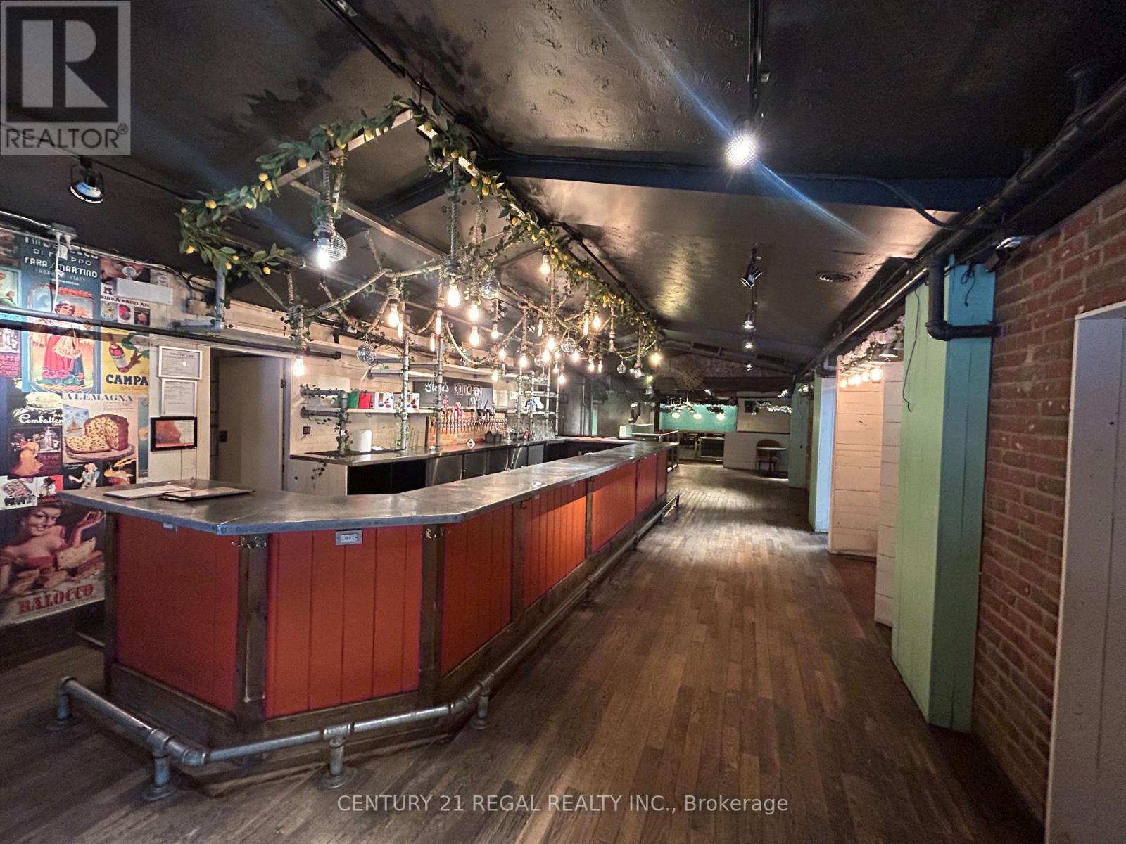 182 Dupont Street, Toronto, Ontario  M5R 2E6 - Photo 6 - C12811832