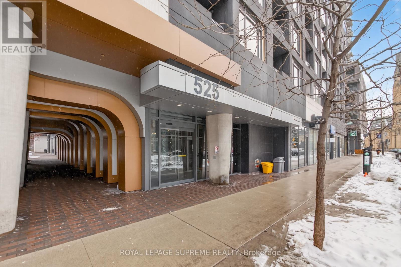 1224 - 525 Adelaide Street W, Toronto, Ontario  M5V 1T6 - Photo 2 - C12839072