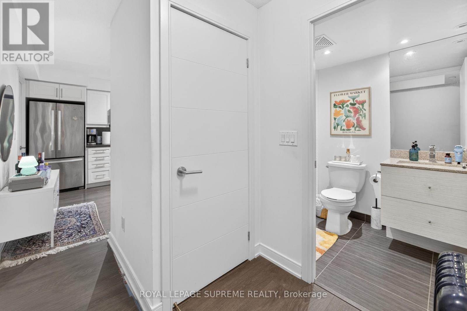 1224 - 525 Adelaide Street W, Toronto, Ontario  M5V 1T6 - Photo 6 - C12839072