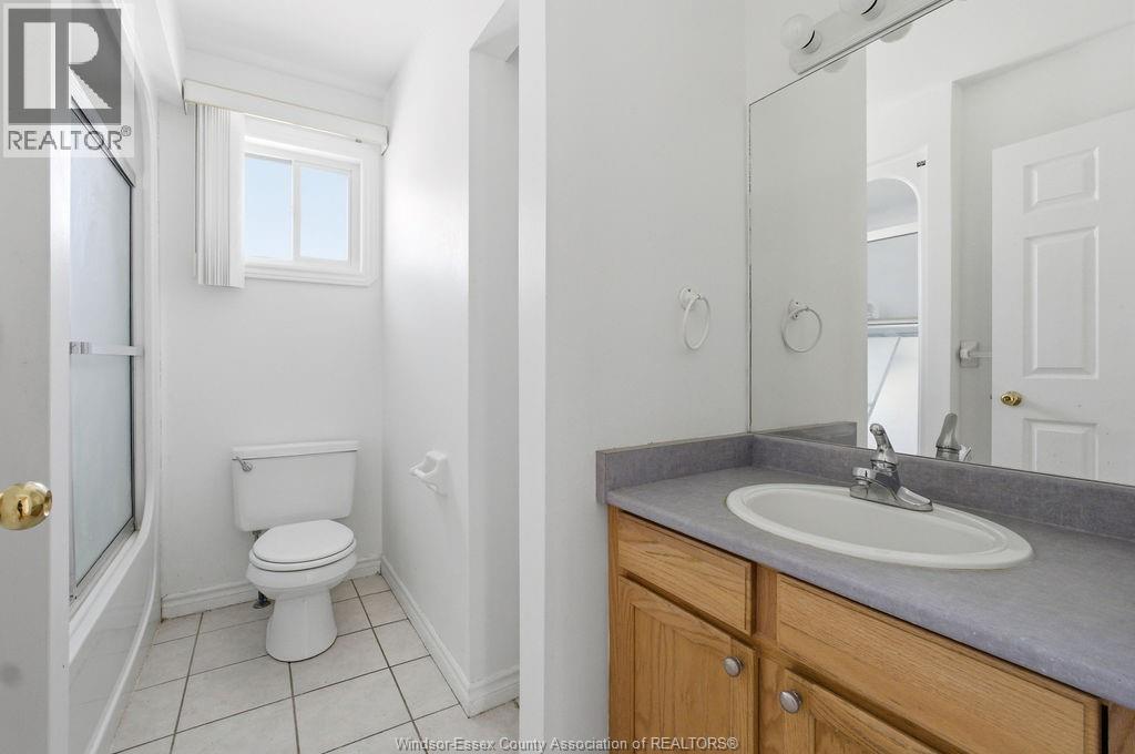 149 Amy Croft Drive, Lakeshore, Ontario  N8K 1E3 - Photo 16 - 26004438