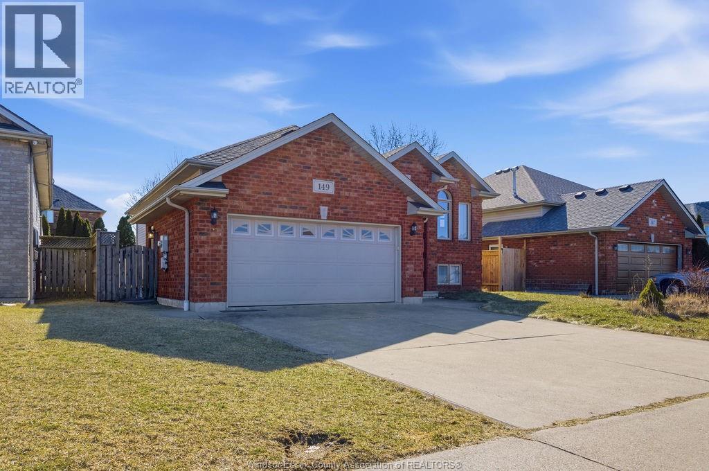 149 Amy Croft Drive, Lakeshore, Ontario  N8K 1E3 - Photo 2 - 26004438