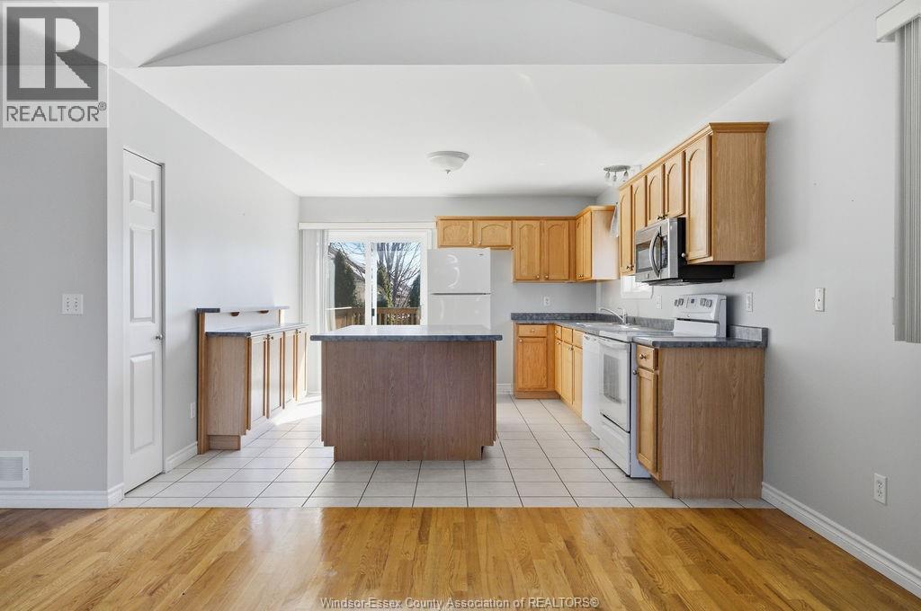 149 Amy Croft Drive, Lakeshore, Ontario  N8K 1E3 - Photo 6 - 26004438