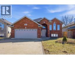 149 AMY CROFT DRIVE, Lakeshore, Ontario