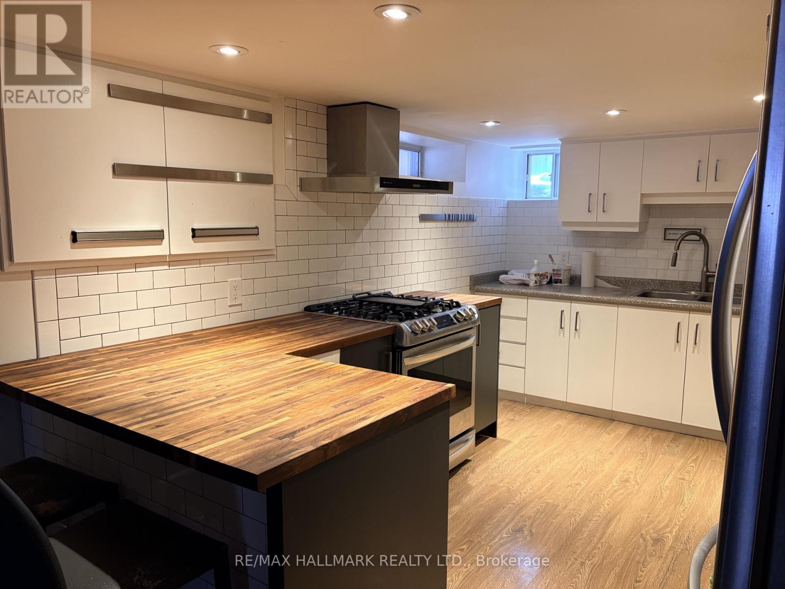 A - 1381 Queen Street E, Toronto, Ontario  M4L 1C7 - Photo 5 - E12757366