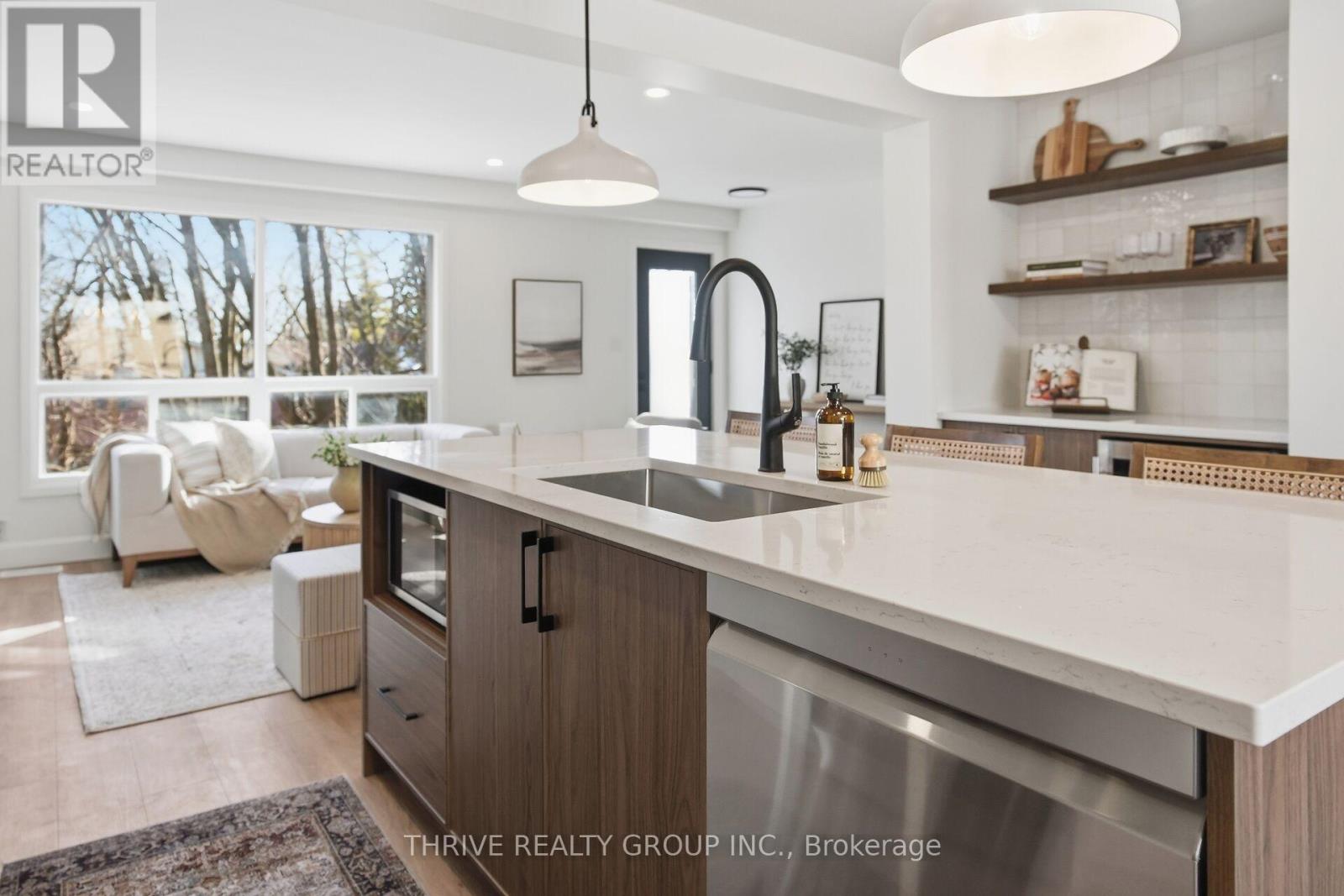 Photo 13 of 40 for 22 - 355 Sandringham Crescent