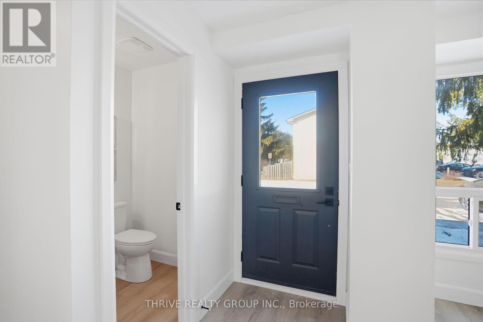 Photo 4 of 40 for 22 - 355 Sandringham Crescent