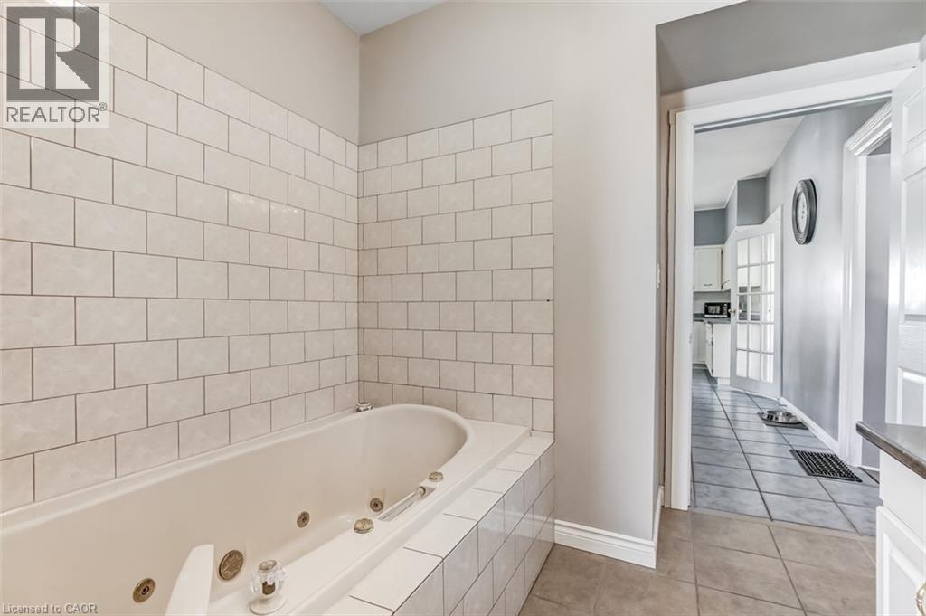 1724 Norfolk County Rd 21 Road, Delhi, Ontario  N4B 2W4 - Photo 19 - 40808157