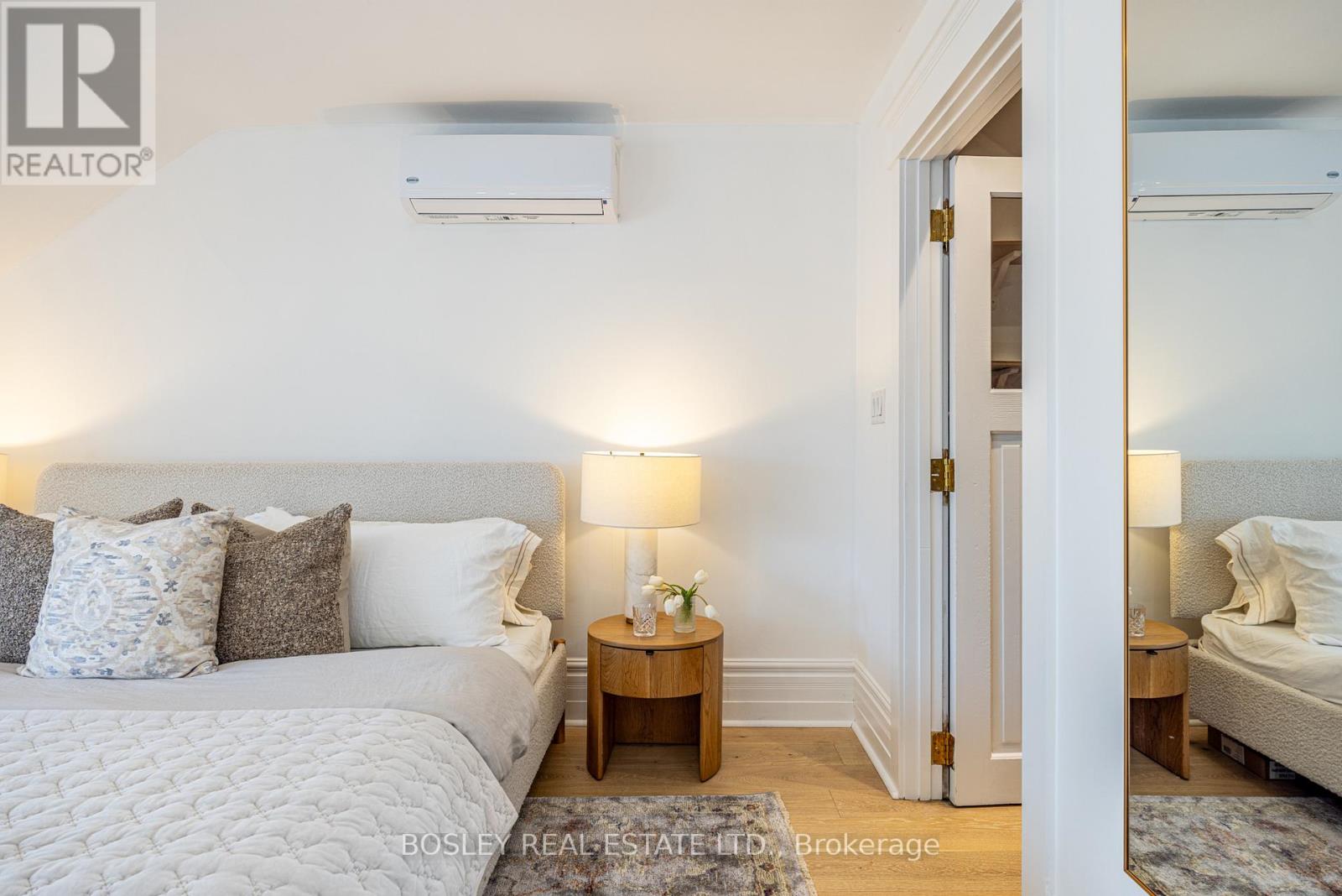 110 Grenadier Road, Toronto, Ontario  M6R 1R4 - Photo 28 - W12839176