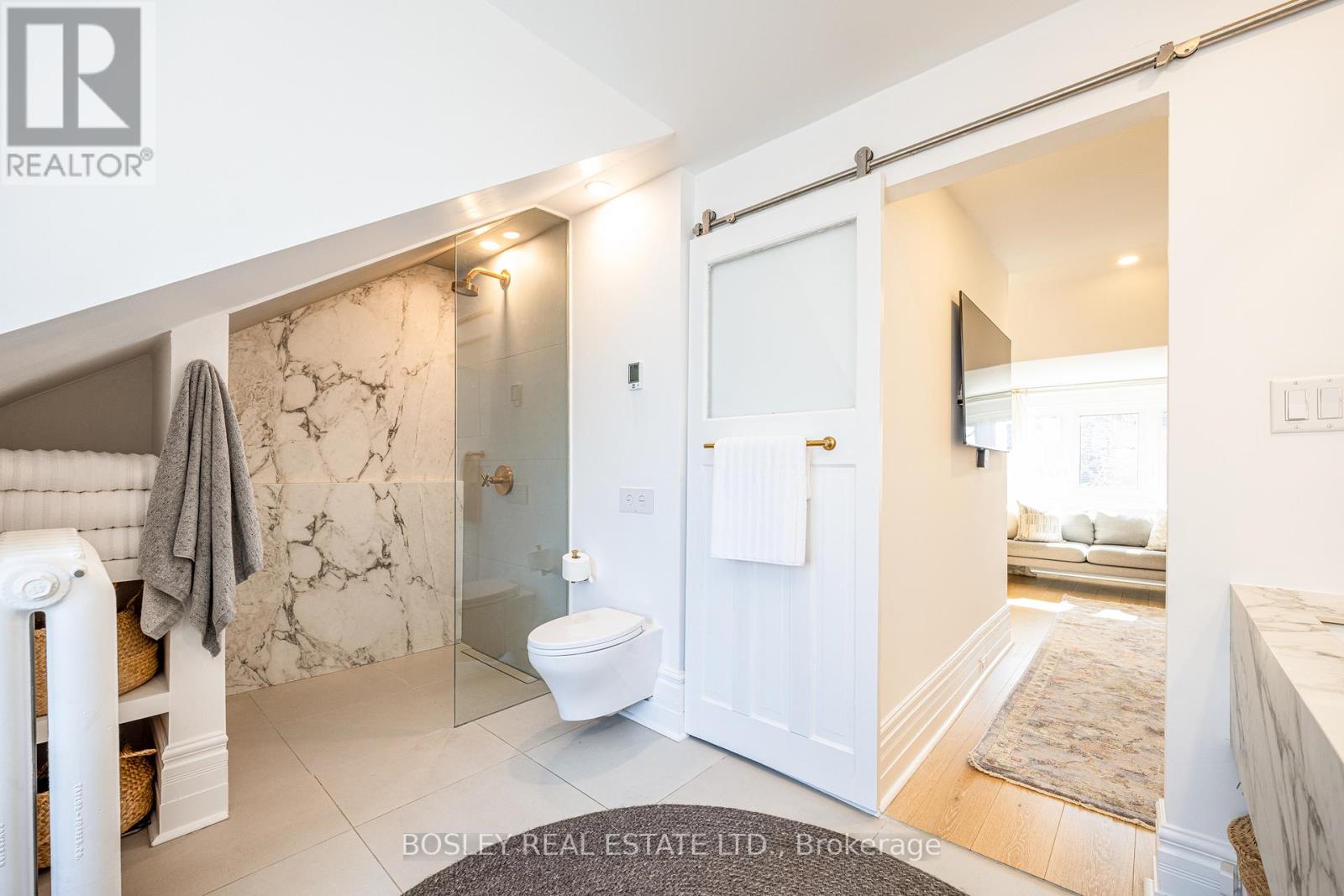 110 Grenadier Road, Toronto, Ontario  M6R 1R4 - Photo 34 - W12839176