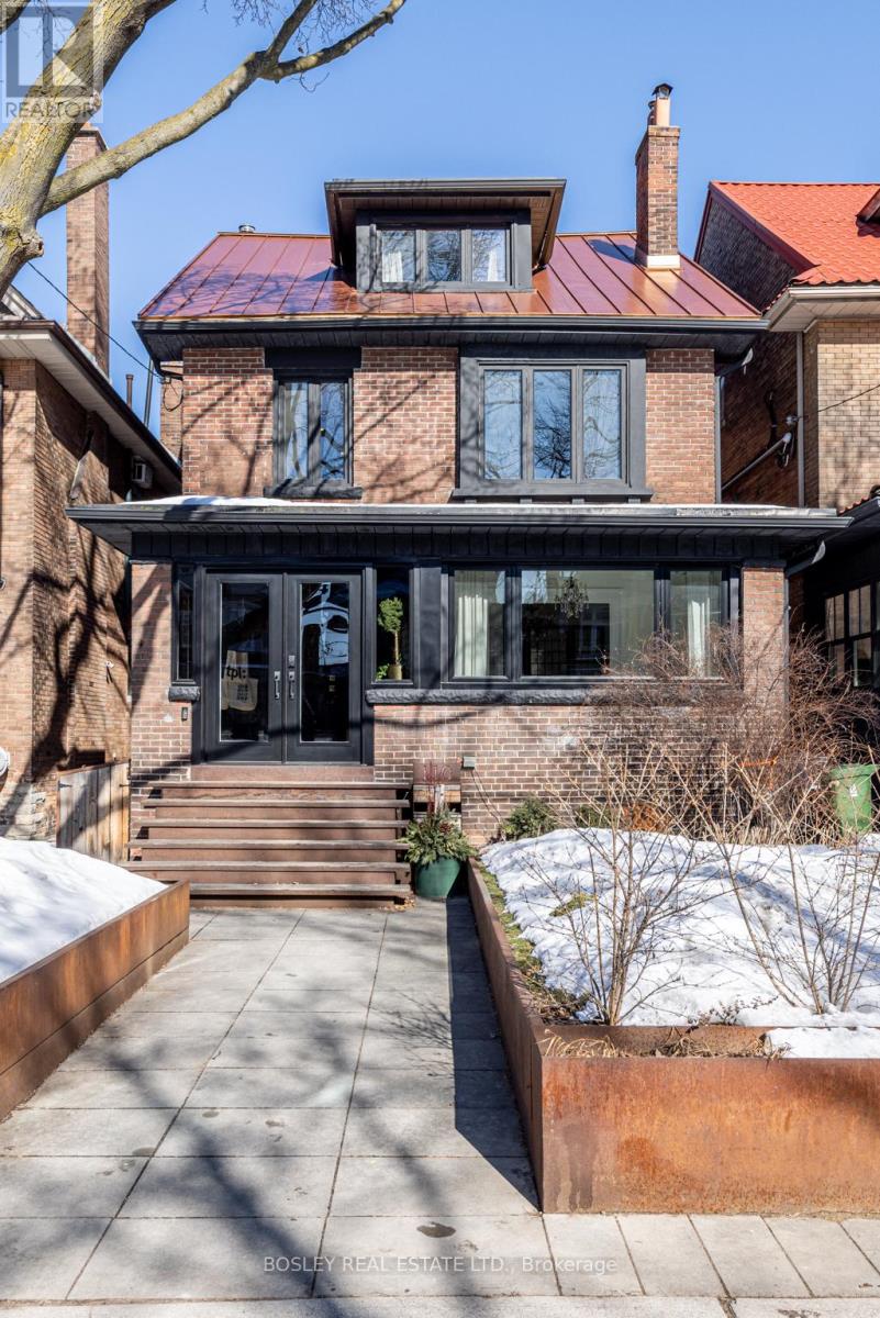 110 Grenadier Road, Toronto, Ontario  M6R 1R4 - Photo 47 - W12839176