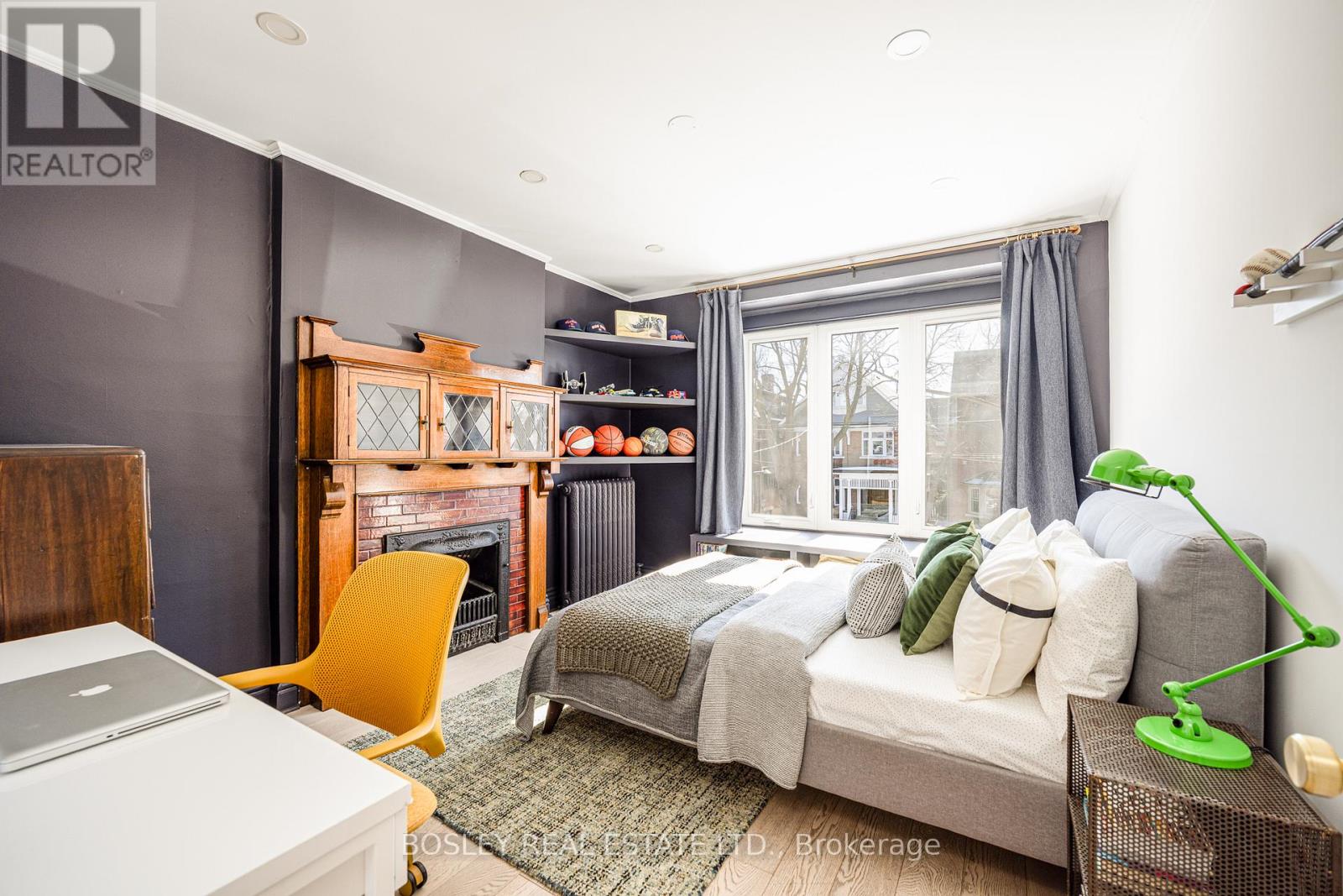 110 Grenadier Road, Toronto, Ontario  M6R 1R4 - Photo 8 - W12839176