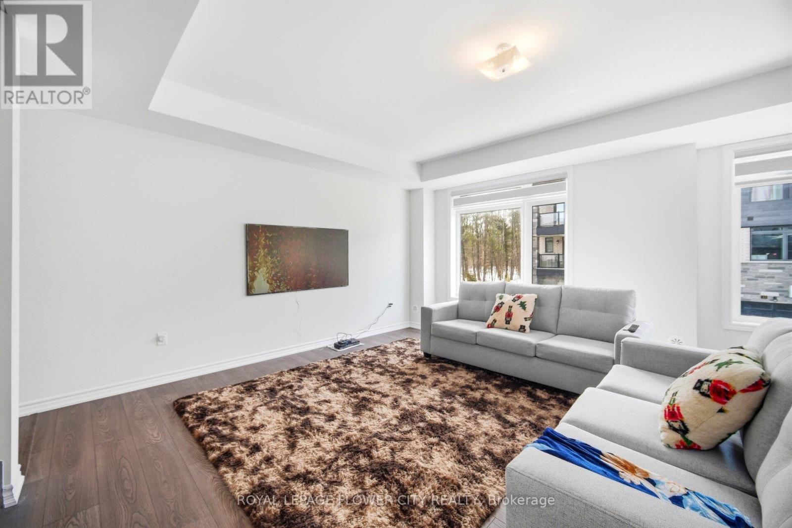 174 Petch Avenue, Caledon, Ontario  L7C 4J8 - Photo 10 - W12839236