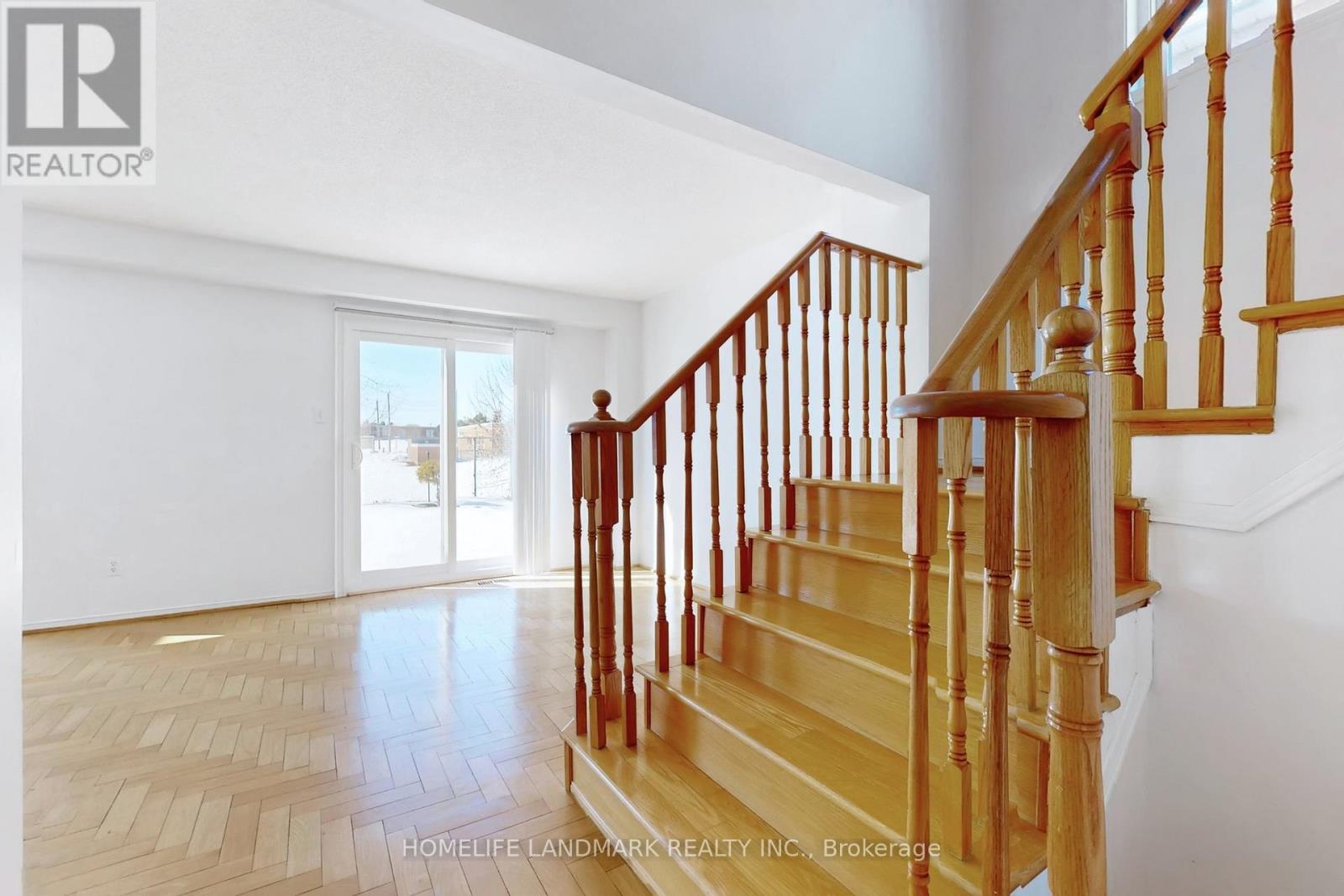 225 Wildwood Trail, Mississauga, Ontario  L4Z 3S4 - Photo 17 - W12838504