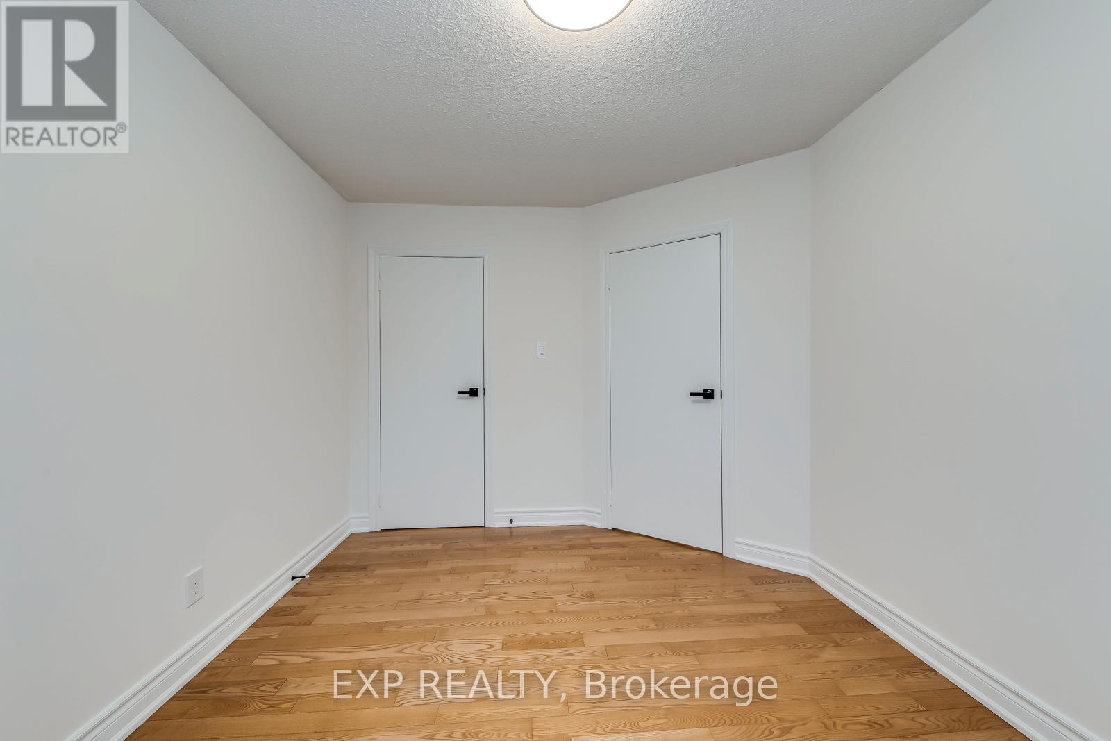 1570 Cuthbert Avenue, Mississauga, Ontario  L5M 3R2 - Photo 27 - W12839288