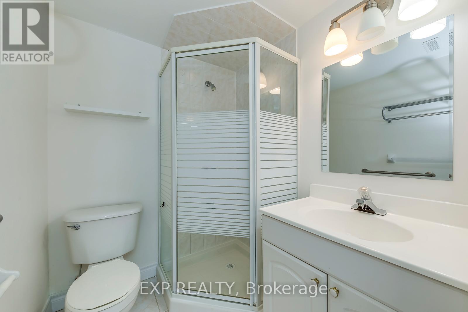 1570 Cuthbert Avenue, Mississauga, Ontario  L5M 3R2 - Photo 35 - W12839288