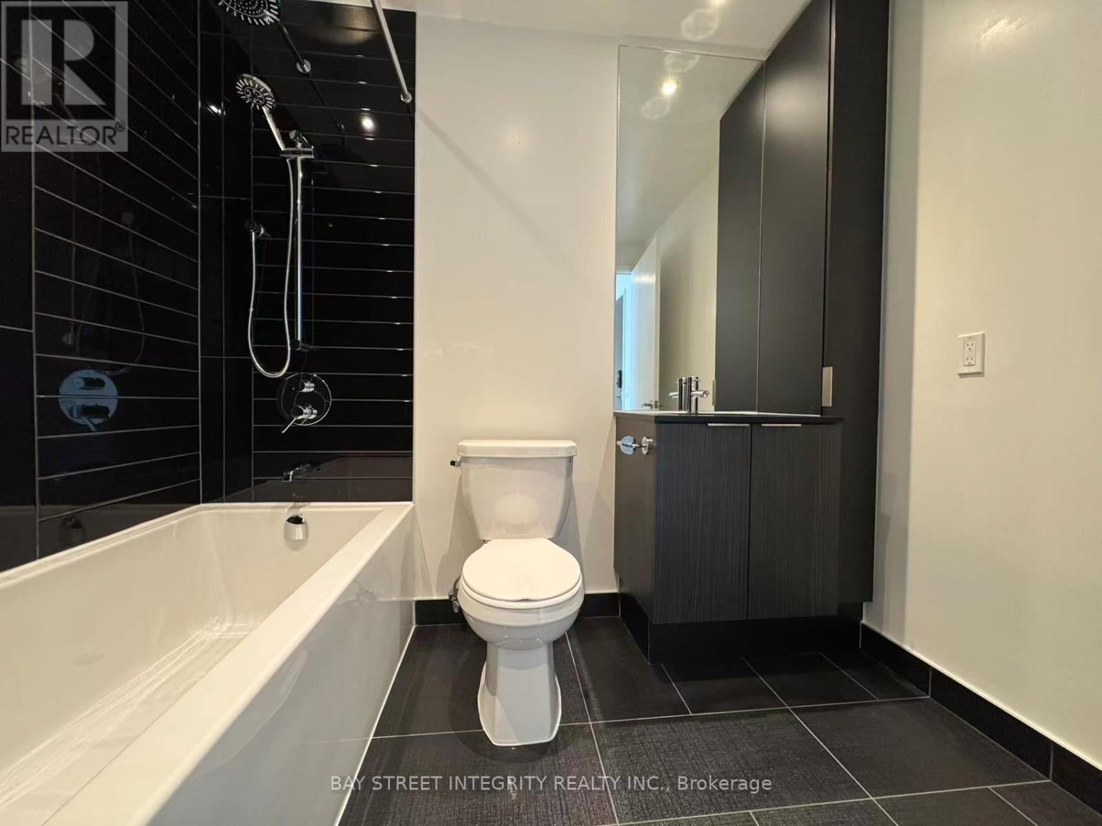 909 - 448 Burnhamthorpe W Road, Mississauga, Ontario  L5B 4M6 - Photo 19 - W12839304