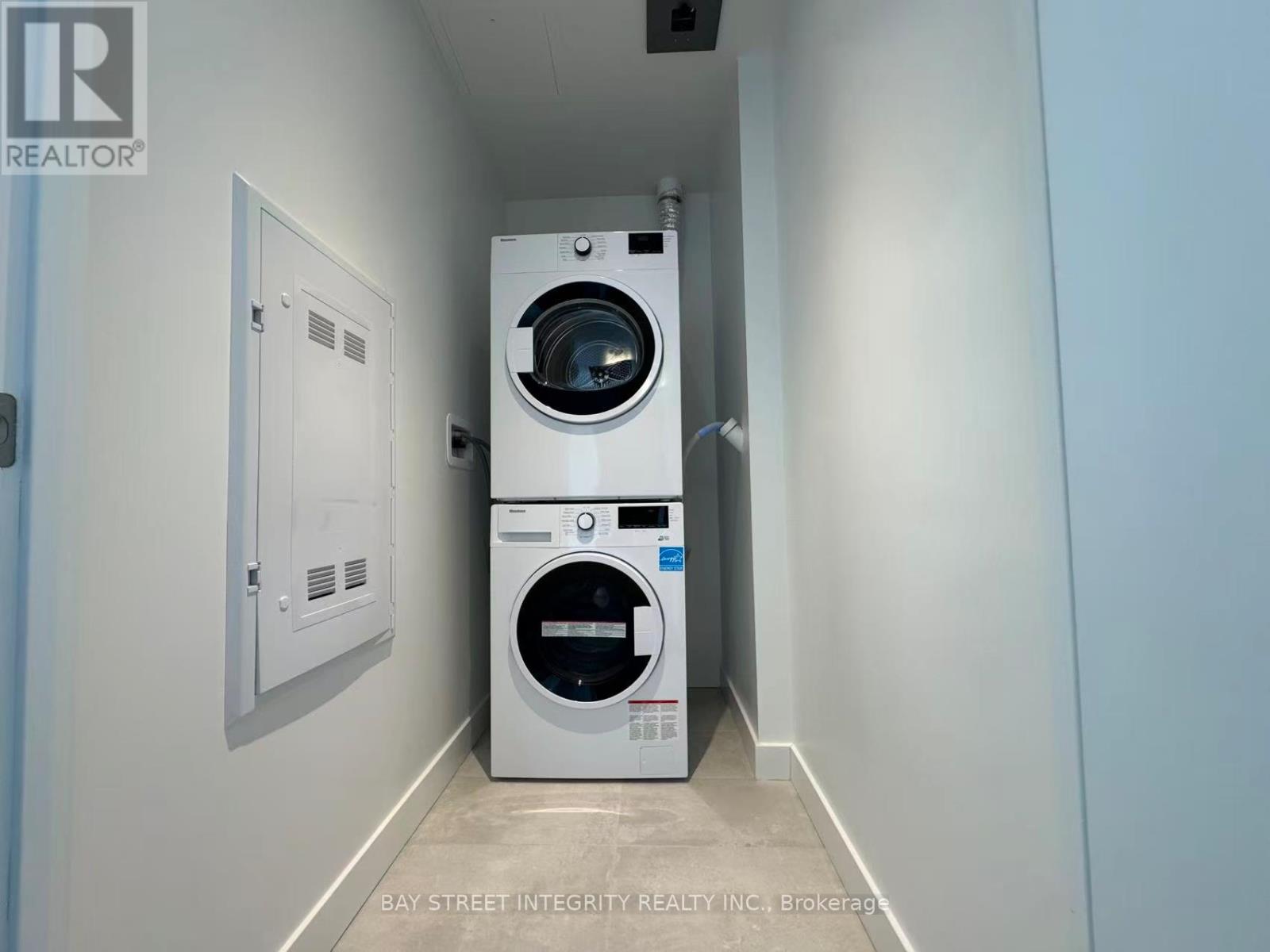 909 - 448 Burnhamthorpe W Road, Mississauga, Ontario  L5B 4M6 - Photo 22 - W12839304