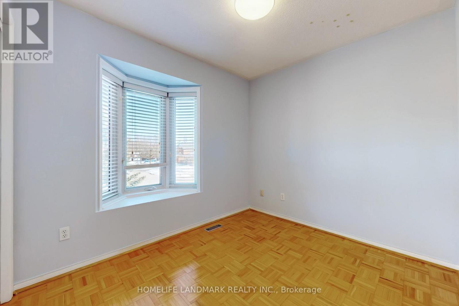 225 Wildwood Trail, Mississauga, Ontario  L4Z 3S4 - Photo 24 - W12838504