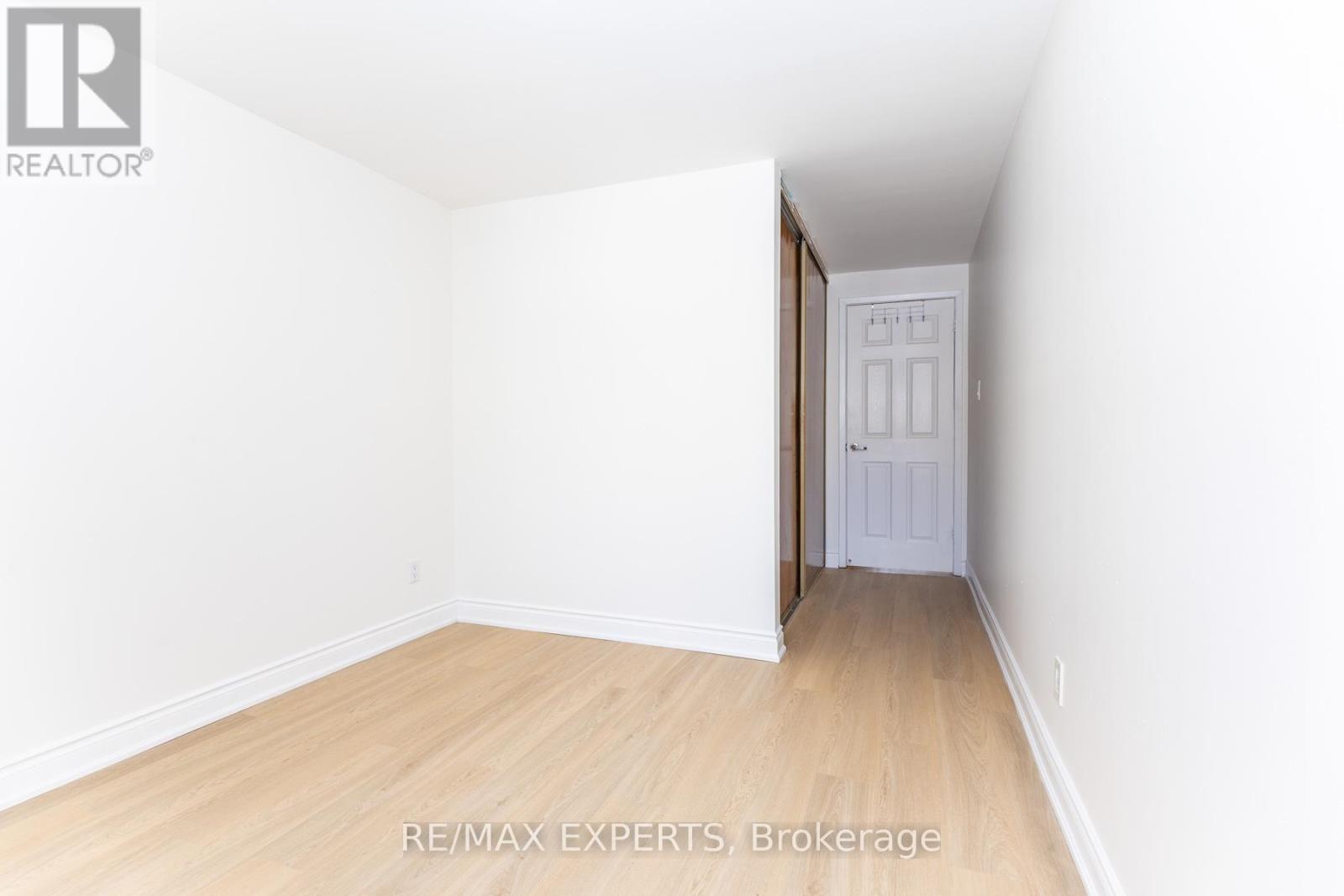 31 Carleton Place, Brampton, Ontario L6T 3Z4 - Photo 14 - W12839318