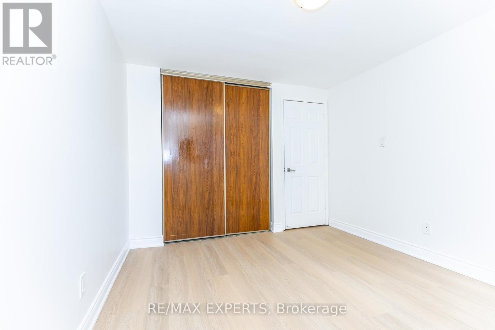 31 Carleton Place, Brampton, Ontario L6T 3Z4 - Photo 25 - W12839318