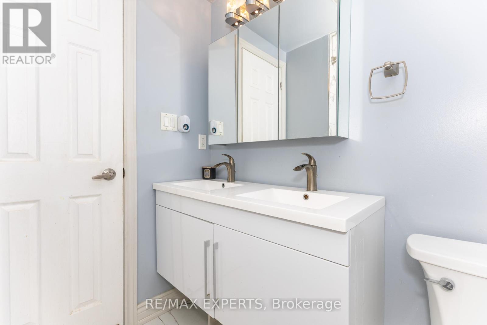 31 Carleton Place, Brampton, Ontario L6T 3Z4 - Photo 27 - W12839318