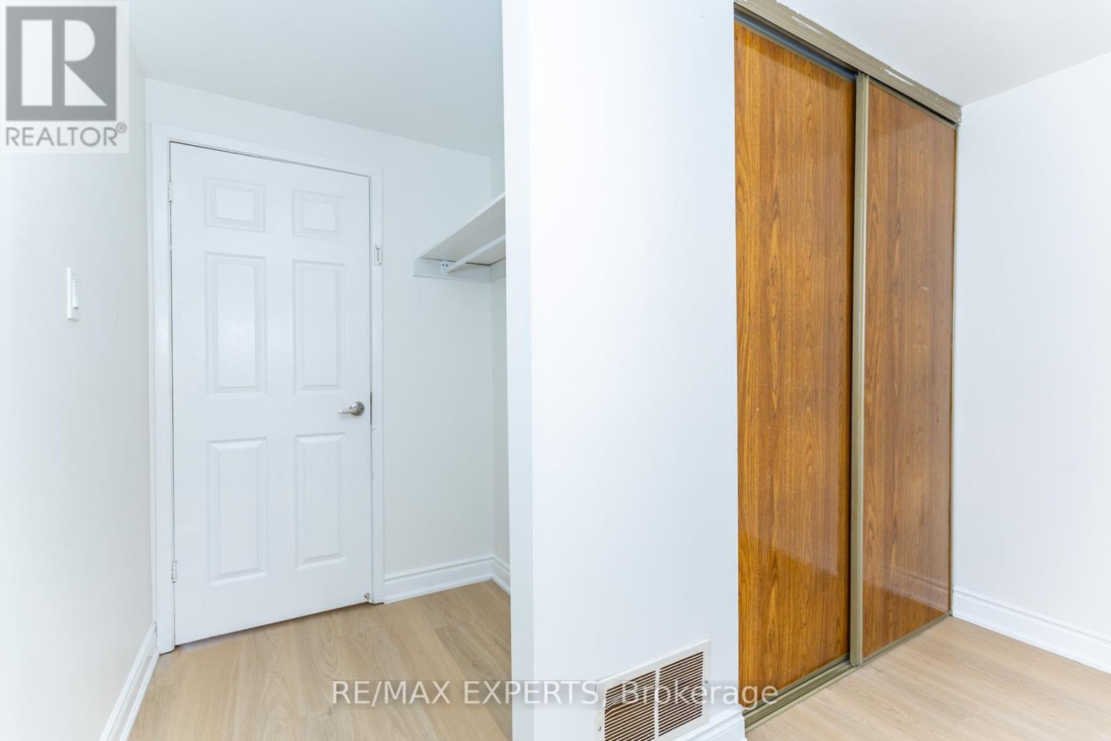 31 Carleton Place, Brampton, Ontario L6T 3Z4 - Photo 30 - W12839318