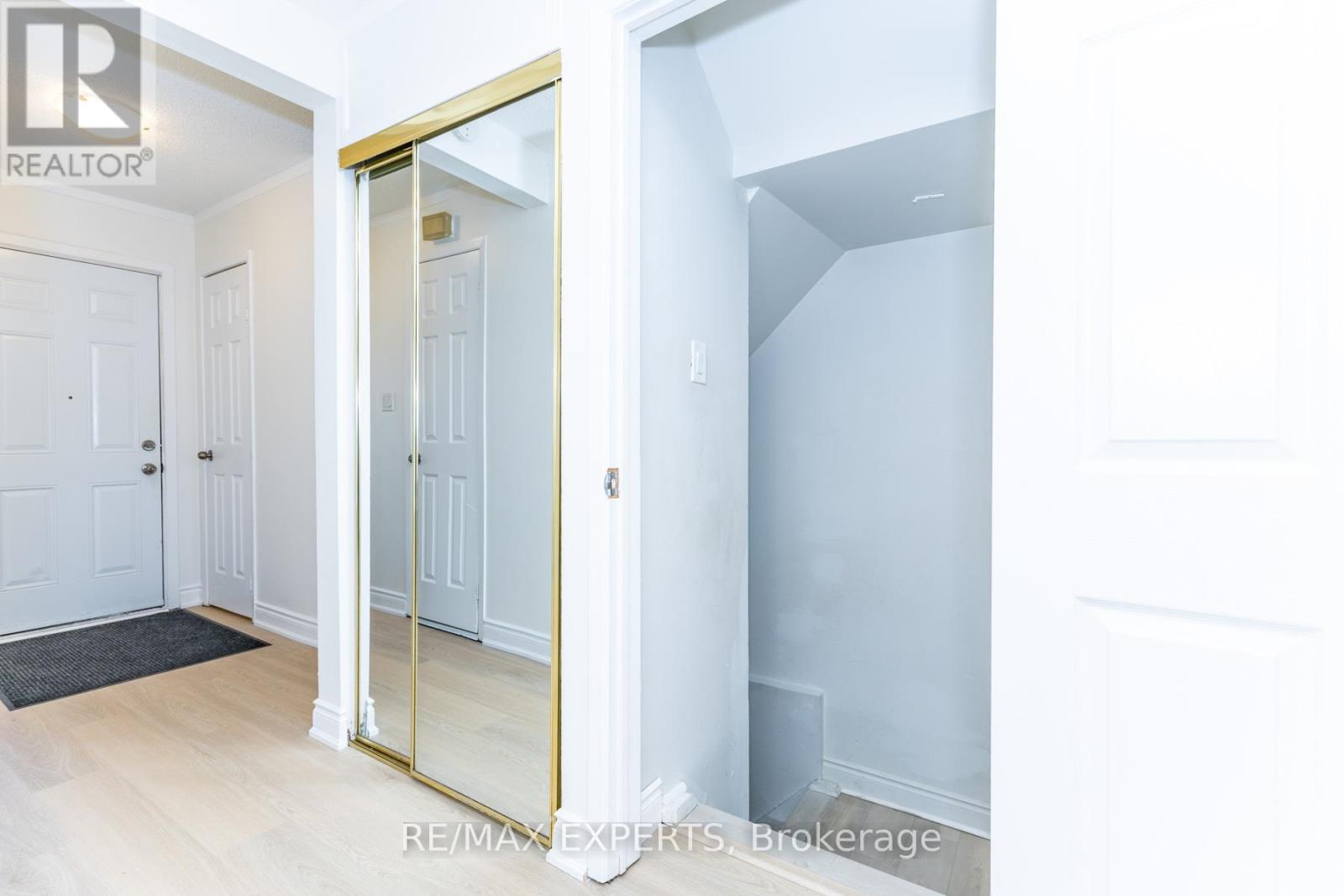 31 Carleton Place, Brampton, Ontario L6T 3Z4 - Photo 34 - W12839318