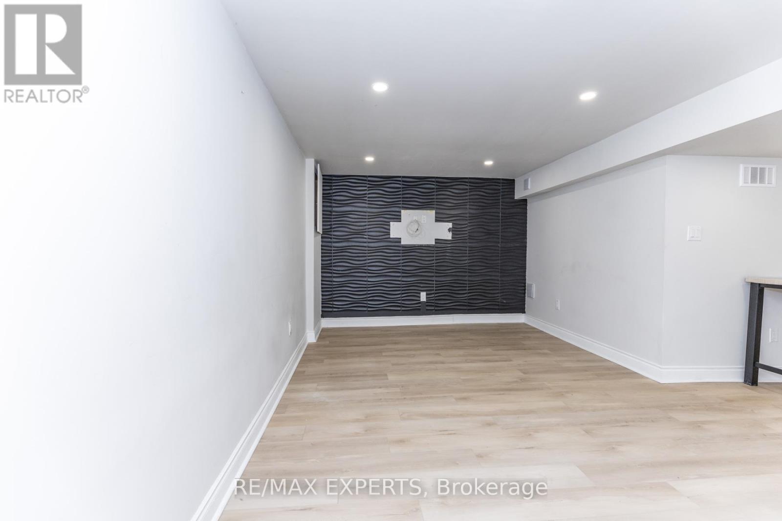 31 Carleton Place, Brampton, Ontario L6T 3Z4 - Photo 39 - W12839318