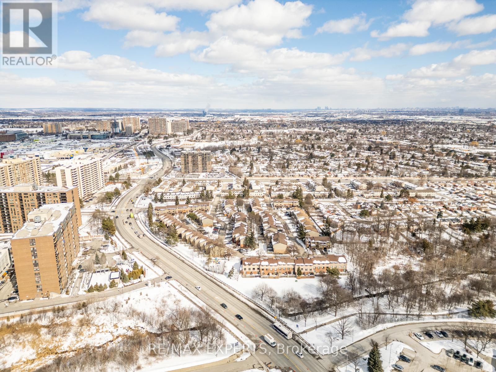 31 Carleton Place, Brampton, Ontario L6T 3Z4 - Photo 47 - W12839318