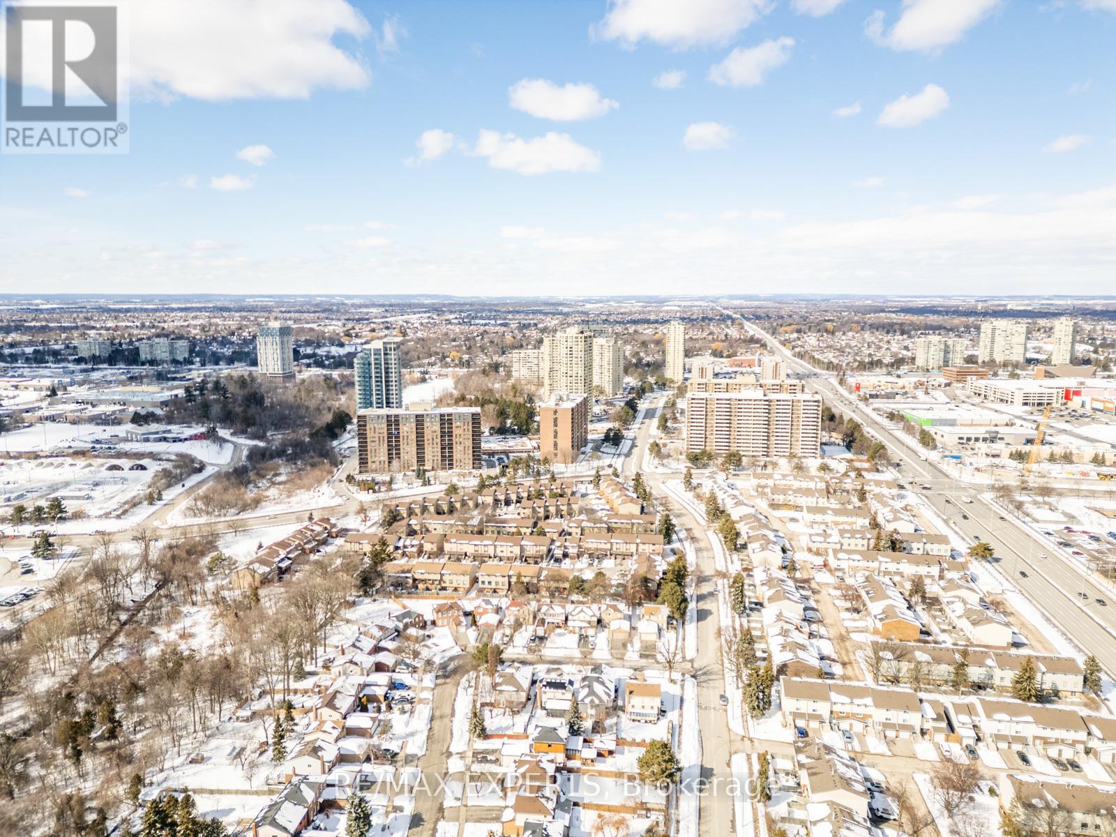 31 Carleton Place, Brampton, Ontario L6T 3Z4 - Photo 49 - W12839318