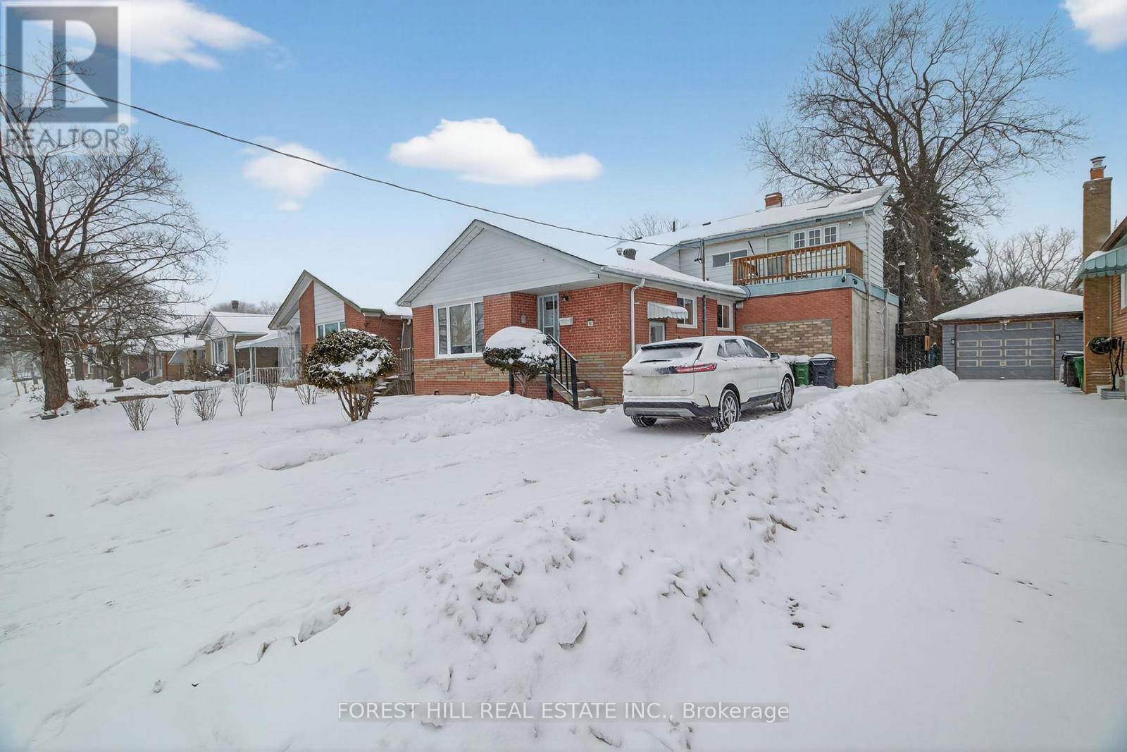81 TAYSHAM CRESCENT, Toronto, Ontario