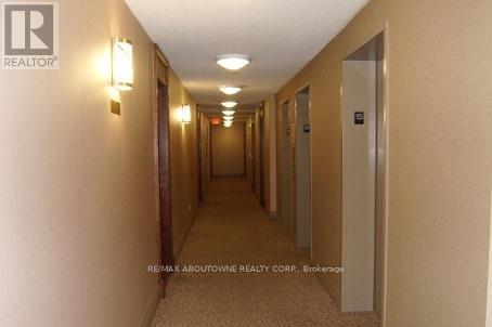 1501 - 4900 Glen Erin Drive, Mississauga, Ontario  L5V 7S2 - Photo 2 - W12839344