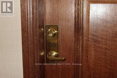 1501 - 4900 Glen Erin Drive, Mississauga, Ontario  L5V 7S2 - Photo 3 - W12839344