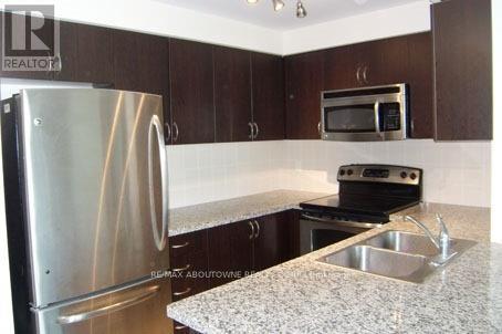 1501 - 4900 Glen Erin Drive, Mississauga, Ontario  L5V 7S2 - Photo 5 - W12839344