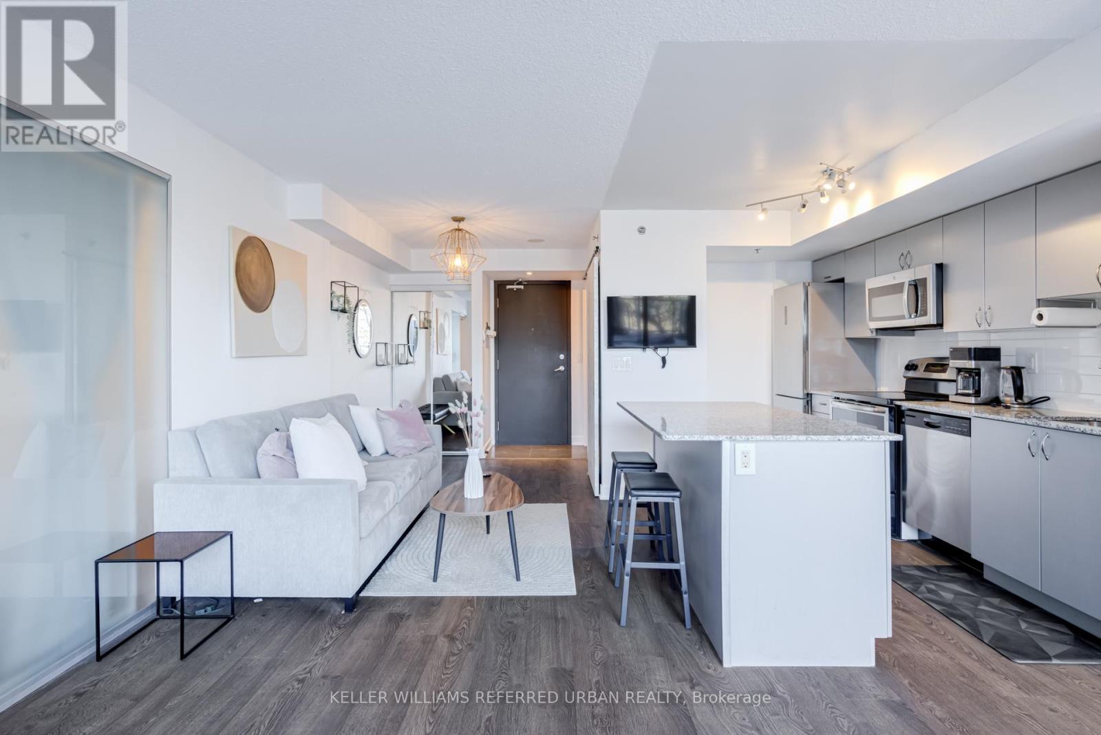 217 - 11 Superior Avenue, Toronto, Ontario  M8V 0A7 - Photo 10 - W12839378
