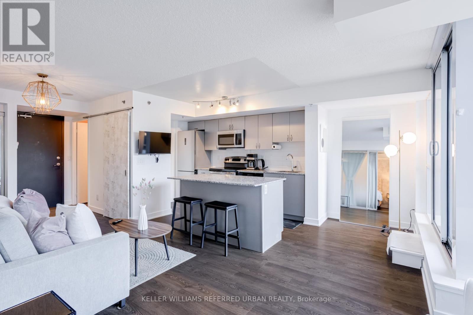 217 - 11 Superior Avenue, Toronto, Ontario  M8V 0A7 - Photo 12 - W12839378